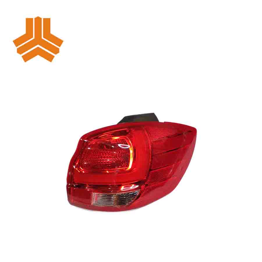 130001007 خطر عقب راست کوییک روی گلگیر شرکتی
